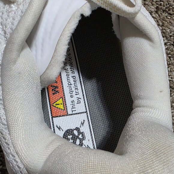 Under Armour Football Cleats White/Gold Men’s Size 8.5 Pre-Owned - Picture 10 of 13